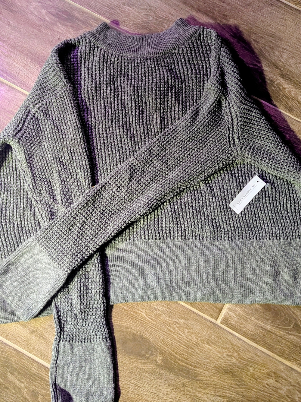 VETTA Mock Neck Grey Sweater